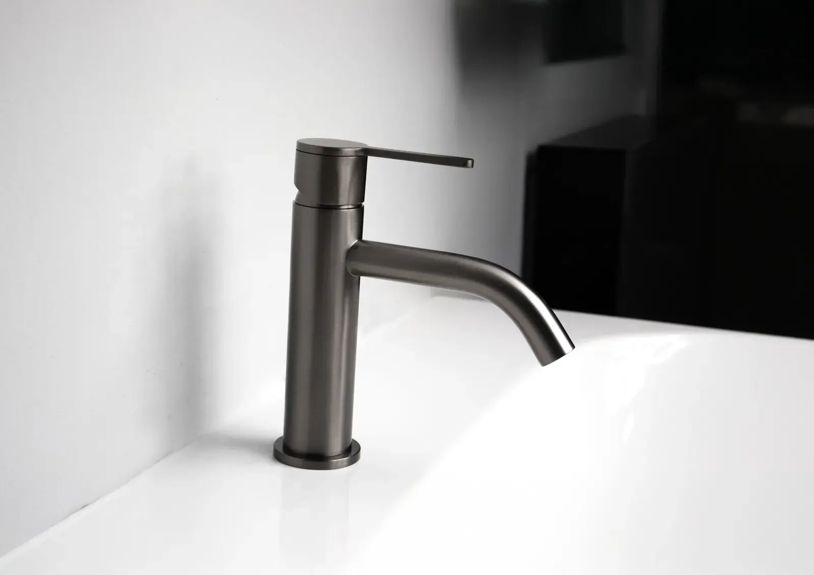 Attivo basin mixer