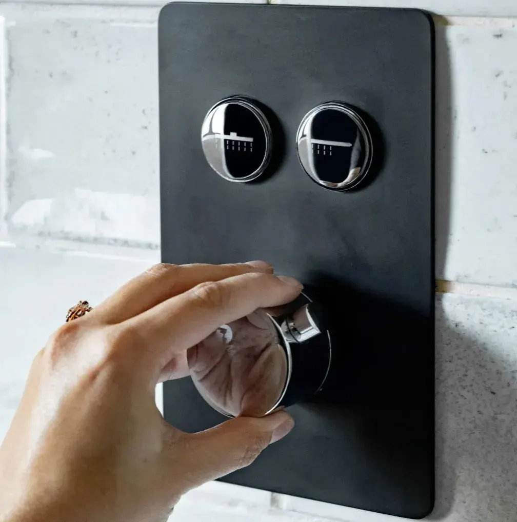 Modern shower fixtures and heads by Meissen for dream bathrooms.